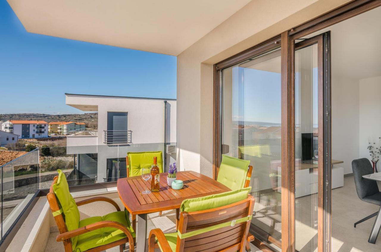 Apartments Sunrise Krk Крк Екстер'єр фото