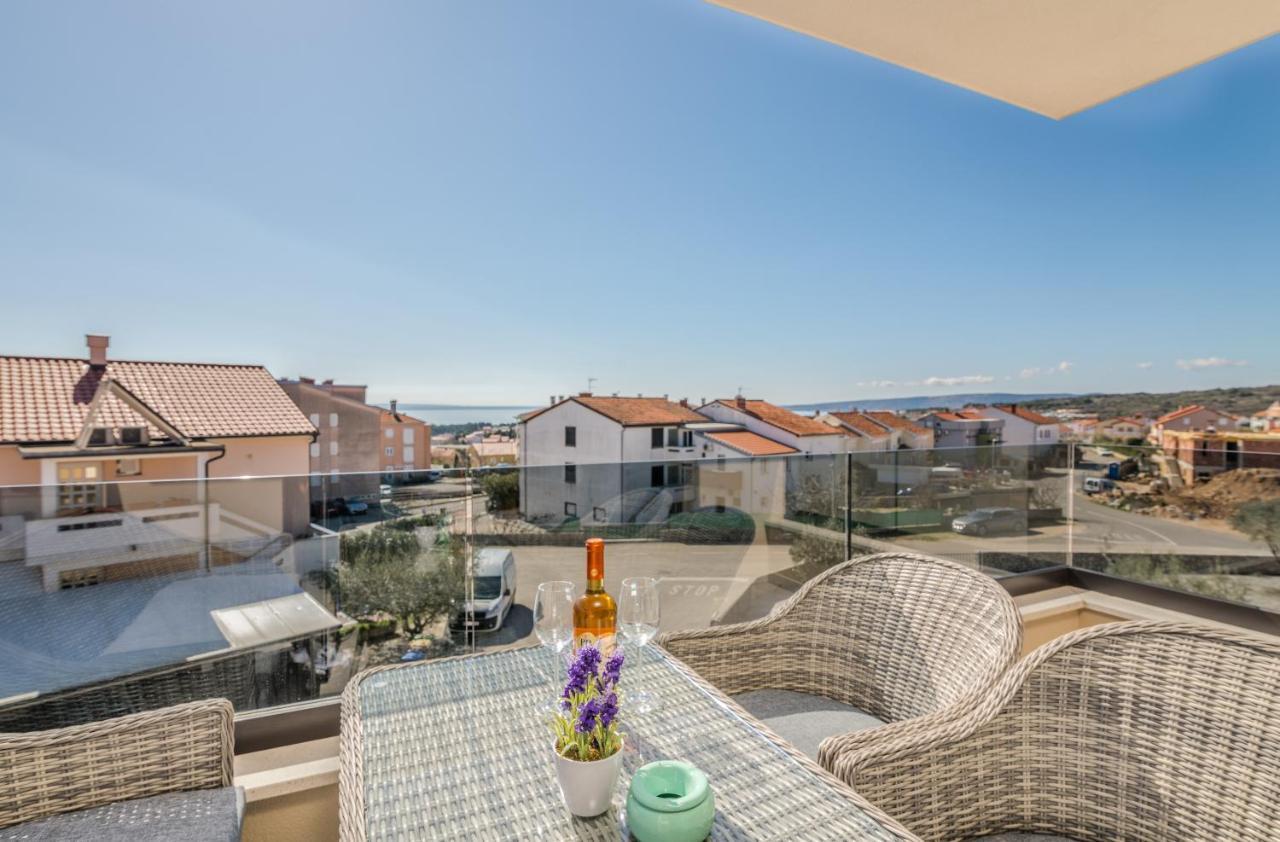Apartments Sunrise Krk Крк Екстер'єр фото